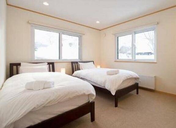 Ruby Chalet - Photo2