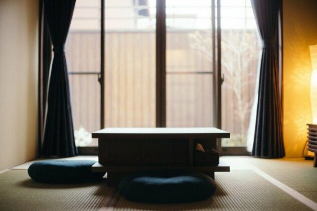 Entrance Life Enmachi by Japaning - Photo4