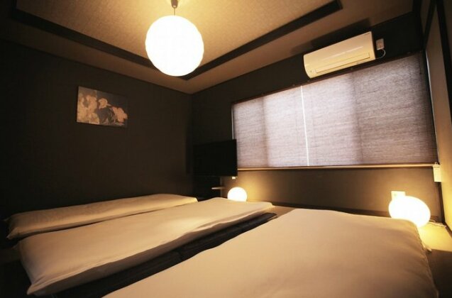 Hosta Nijo Aoi - Photo5