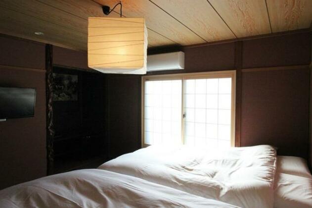 Hosta Toji San - Photo3