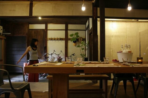 Oil Street Guest House and Space - Photo4