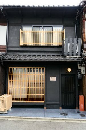 Shiki Homes - Tsuki