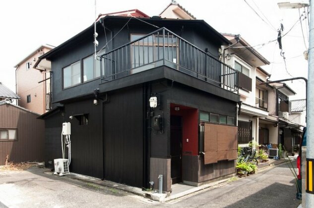  Photo 3