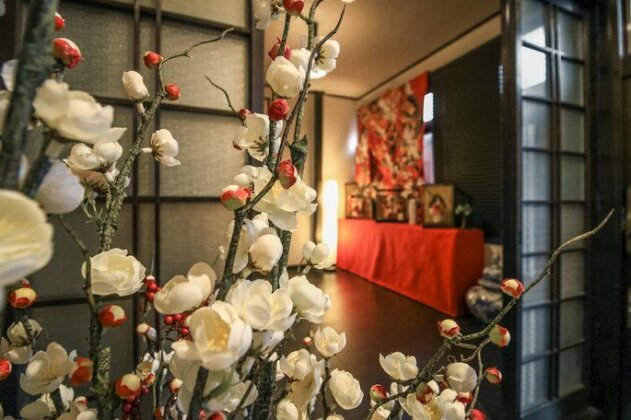 Shiori - Photo2