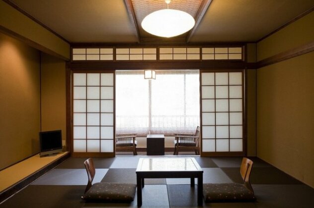 Modern Japanese Inn Katsuragi