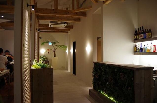 Sandal Wood - Photo3