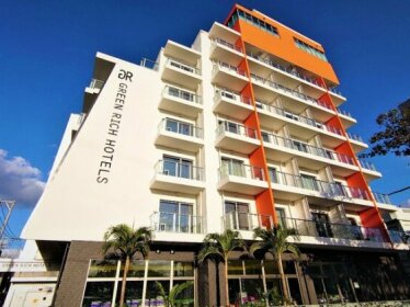 Green Rich Hotel Okinawa Nago