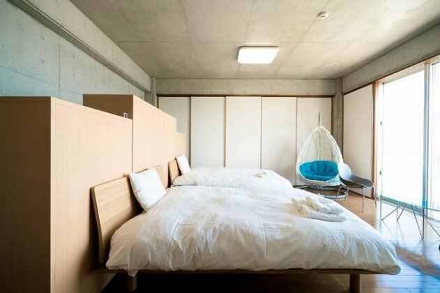 NC Kouri - Photo3