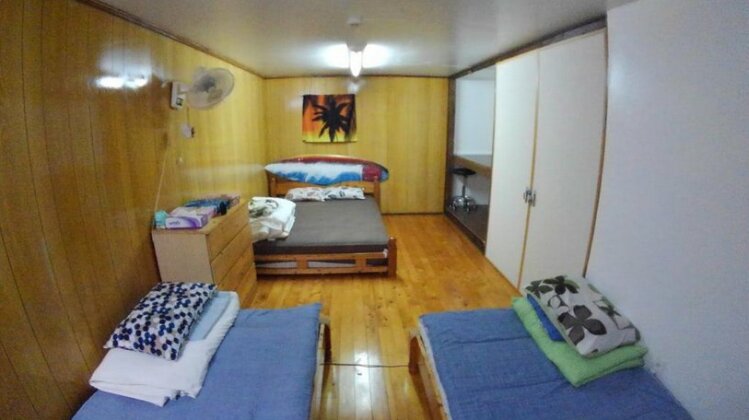  Photo 3