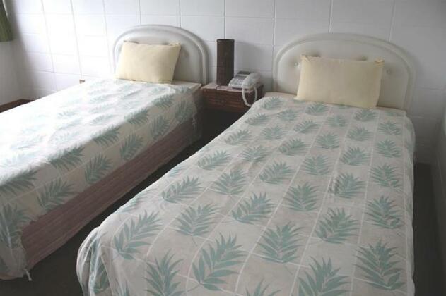 Surfside Bed & Breakfast - Photo4
