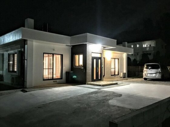 White House Onna - Photo5
