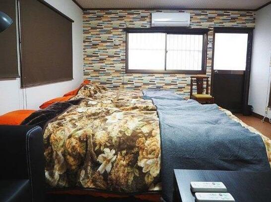 HK 8 bedrooms Chidoribashi Osaka - Photo2