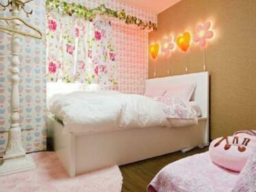 MI 1 Bedroom Apartment Near Namba - Cute Room