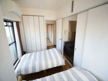 MI 2 Bedroom Apartment near Daikokucho 601