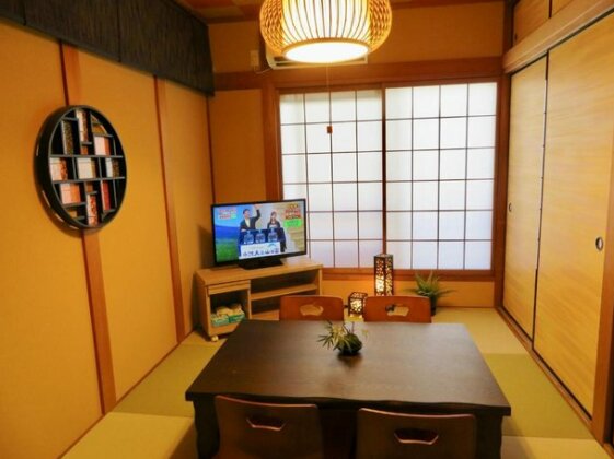 Newly Renovated 4 Bedroom Villa Heart of Osaka - Photo4