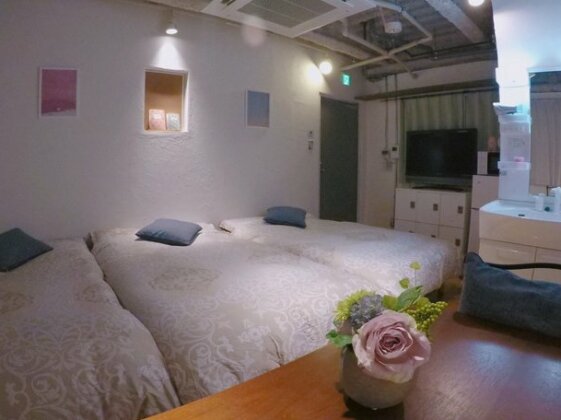 Osaka guesthouse RELASTAY