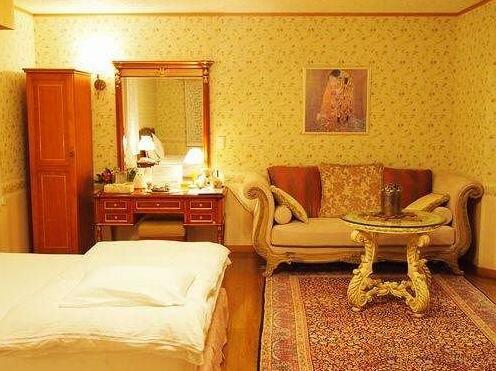 Petit Hotel Corinthian - Photo5