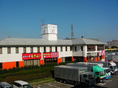 Unirose Omiya Truck Station