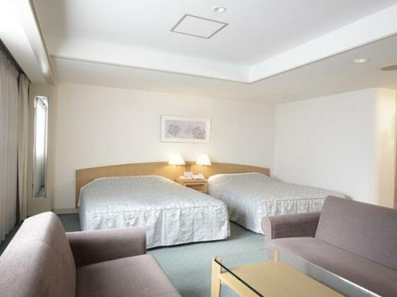 Jasmac Plaza Hotel - Photo2