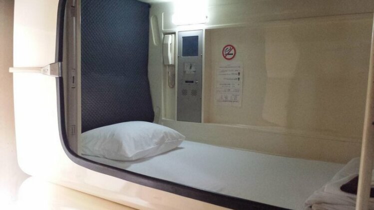 Capsule Hotel Honcho Male Only