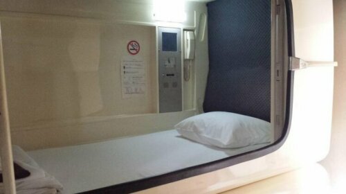 Capsule Hotel Honcho Male Only