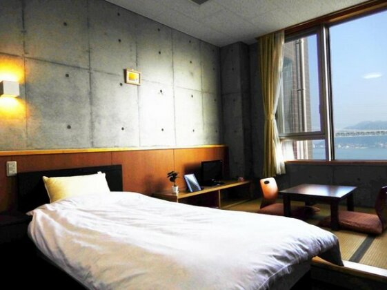 Shimonoseki Hinoyama Youth Hostel - Photo3
