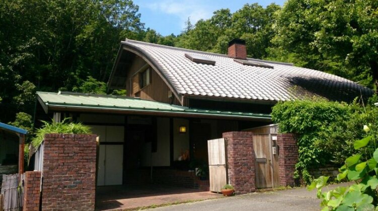 Tajimi Guest House