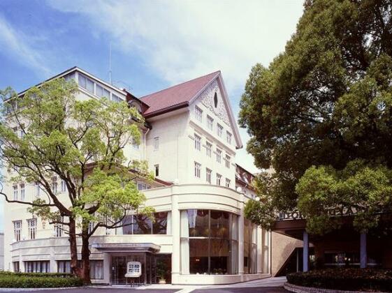 Takarazuka Hotel