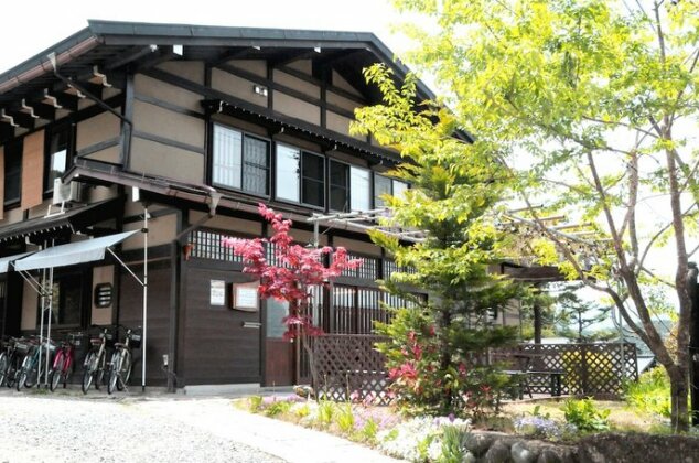 Sakura Guest House - Photo2