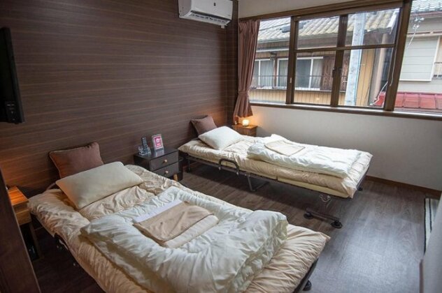 Apartment Hostel Karin - Photo2