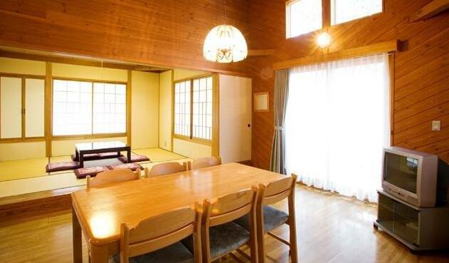 Izumigo Hotel Ambient Tateshina Cottage - Photo5