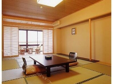 Tateyama Seaside Hotel - Photo4