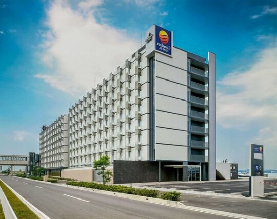 Comfort Hotel Central International Airport