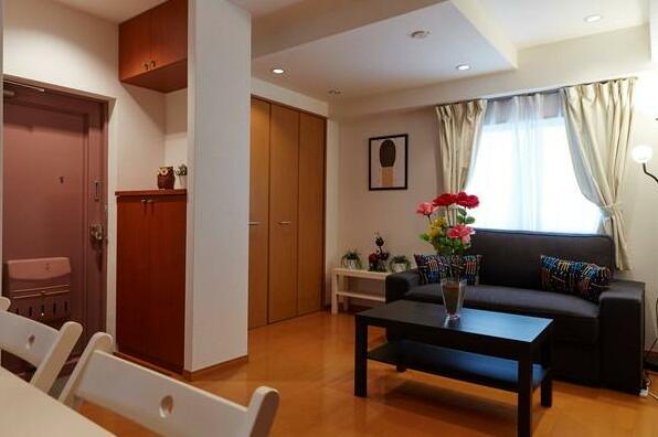 2br Apartment In Best Part Of Tokyo - Photo2