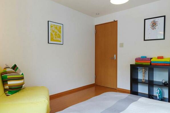 2br Apartment In Best Part Of Tokyo - Photo3