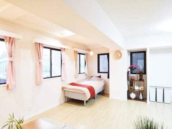 A1 2 Bedroom Apartment in Ginza Area 501 - Photo2