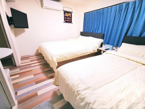 High Five Guest House - Photo2