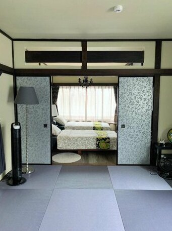 Modern Japanese Style House Mineo Shoten