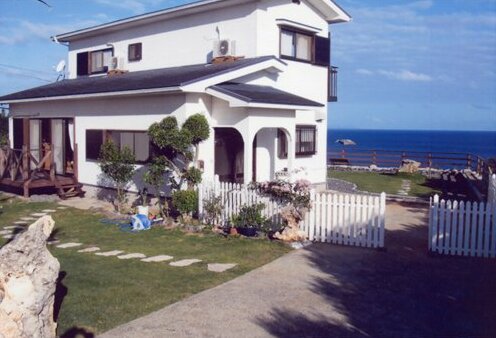  Photo 3