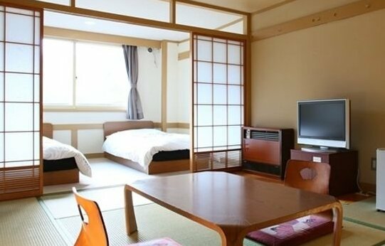 Shiga Palace Hotel Ryokan - Photo2