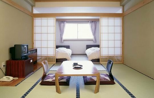 Shiga Palace Hotel Ryokan - Photo4