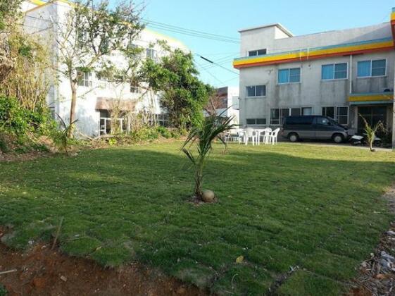  Photo 1