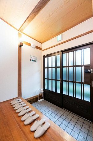Hana Azusa - Photo3