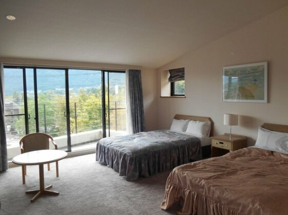 Yufuin Kinrinko Hotel - Photo4