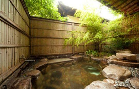 Yufuin Onsen Oyado Uraku - Photo3