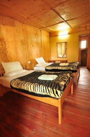 Naiberi River Campsite & Resort - Photo5