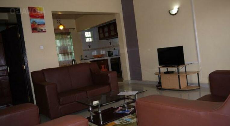 Thesha Place Hotel and Apartments - Photo4