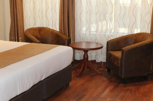 Cranes Suites - Photo2