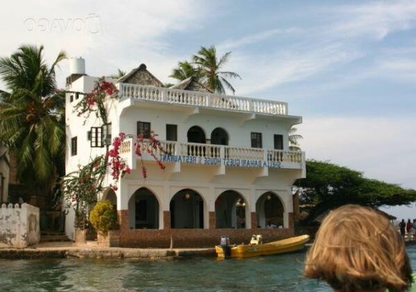 Bahari Guest House - Photo2