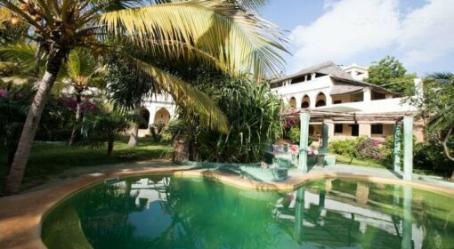 Banana House and Wellness Centre